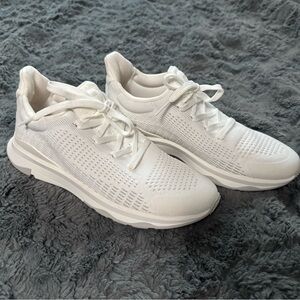 NEW, no box, Fitflop Vitamin FFX Knit Sports Sneakers - urban white, sz 6.5